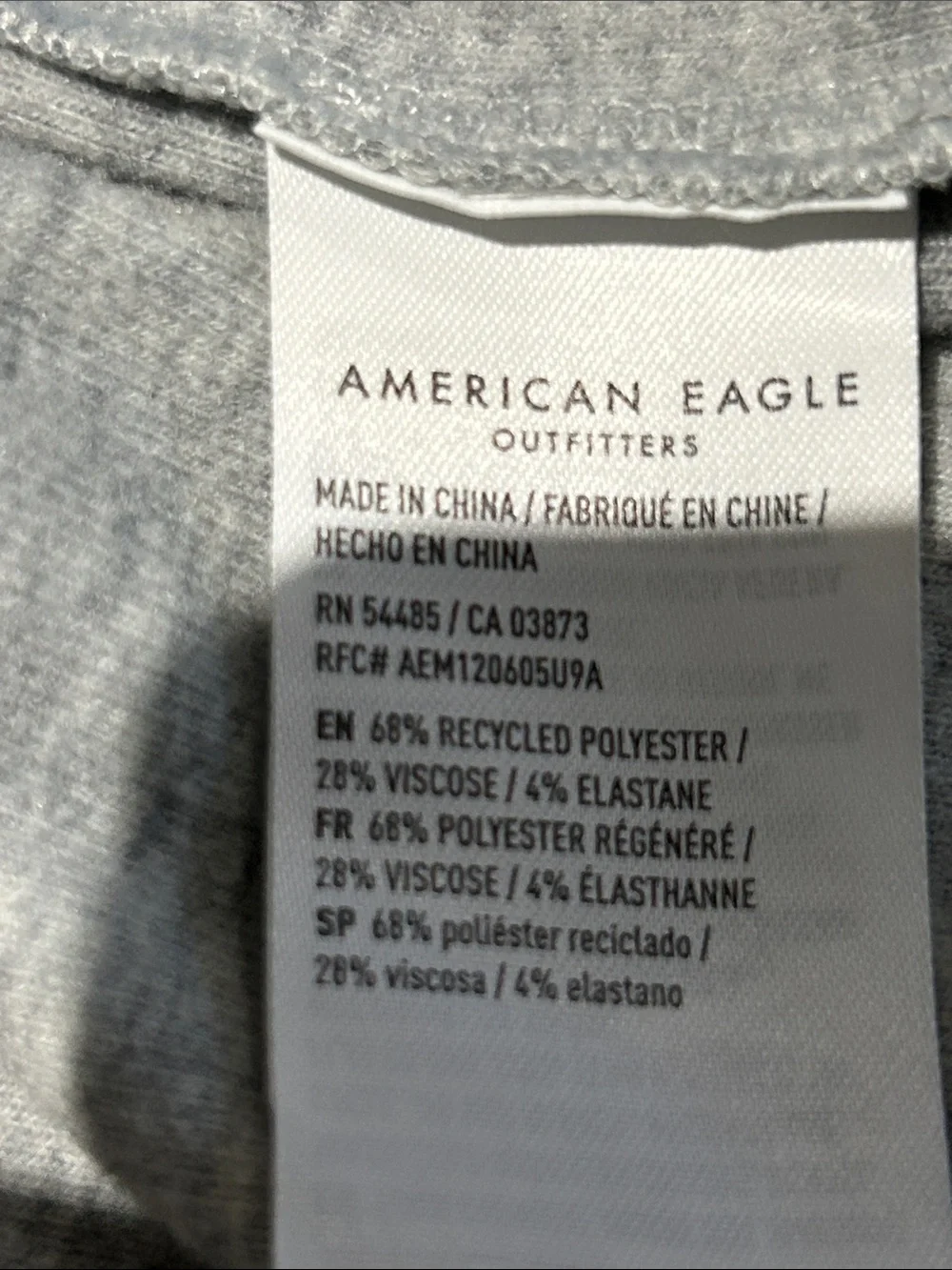 American Eagle Outfitters Light Heather Gray Long-Sleeve Tee